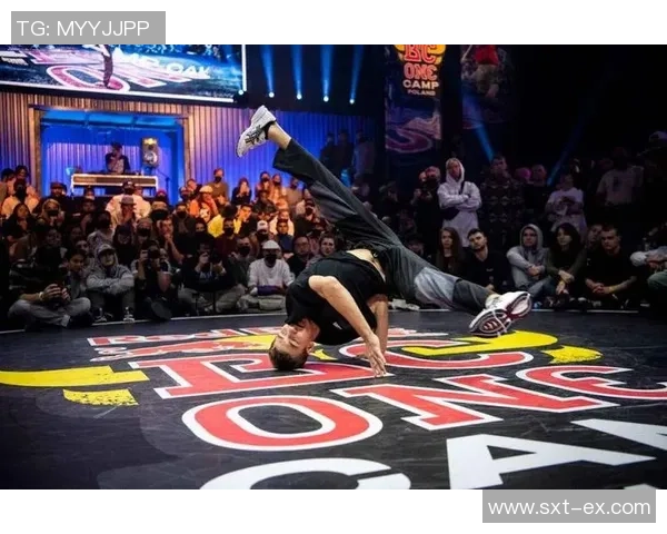 武汉飞盘队在世界街舞大赛中的耐力表现引发热议与赞赏